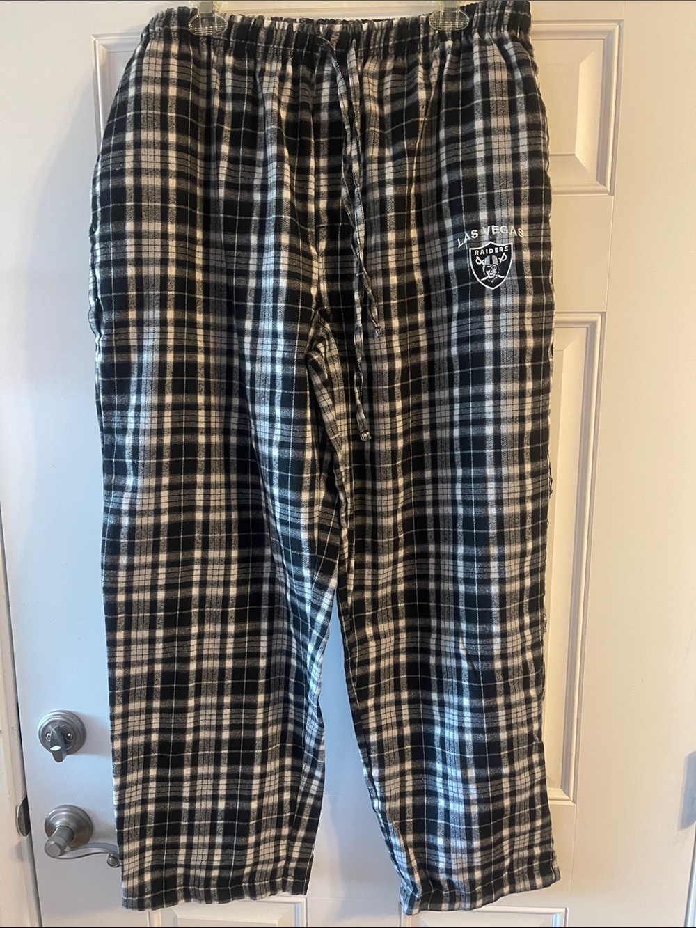 NFL Las Vegas Raiders Plaid Lounge Pants